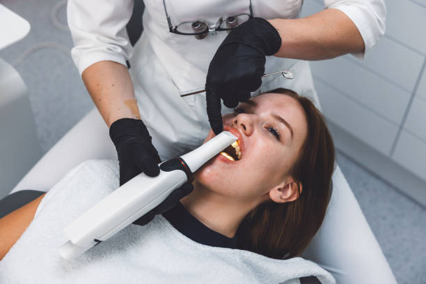 Best Cosmetic Emergency Dentistry in Oak Park, IL